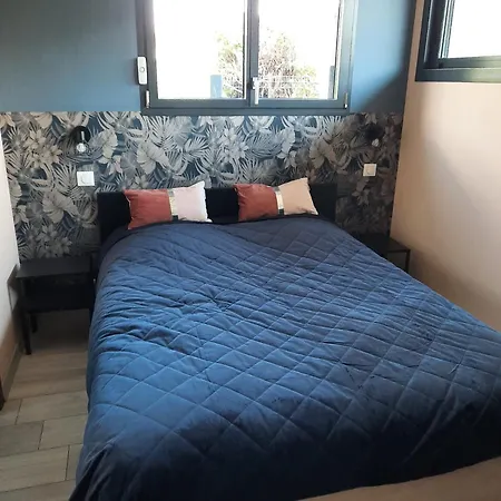 別荘 De La Pierre Plate ル・ティヨ